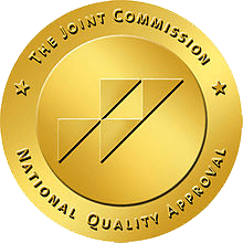 logotieuchuanchatluongluathungphat